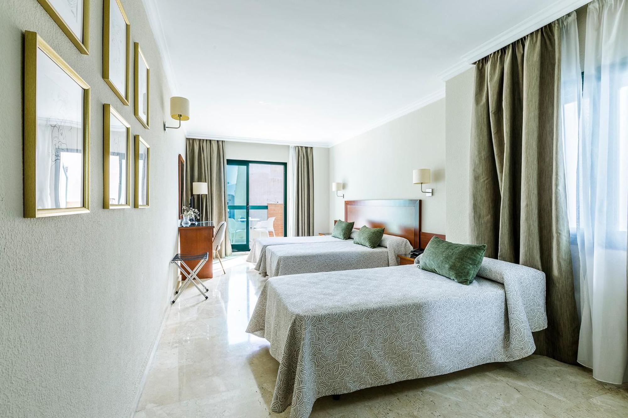Hotel Torremar 4*