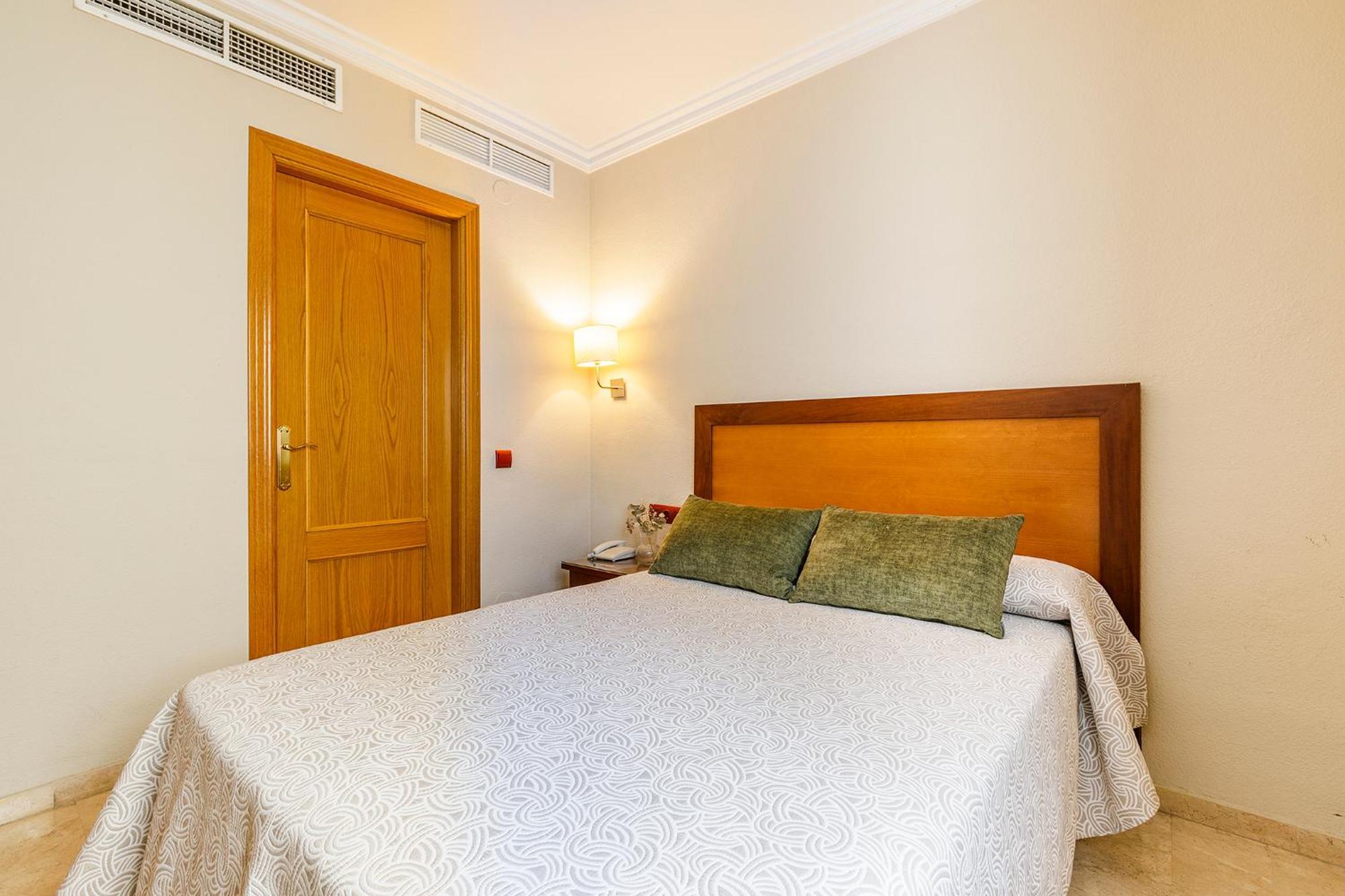 Torremar Hotel Torre Del Mar